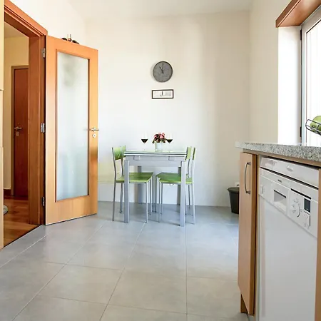 Photo House - Bairro Calmo No Centro De Apartamento *